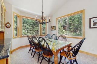 Agate Road Retreat - 4