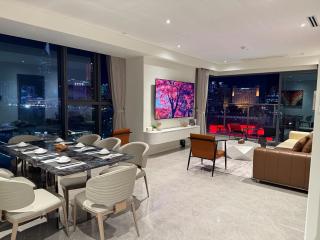 Luxury 3BR Riverside Opulence - Panoramic CBD D1 - Ho Chi Minh - 3