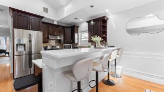 Luxury Retreat Walk 2 PATH NYC in Mins Parking - Jersey City - 2