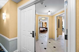 No Resort Fee Strip View Suites+ Free Valet + Pool - Las Vegas - 3