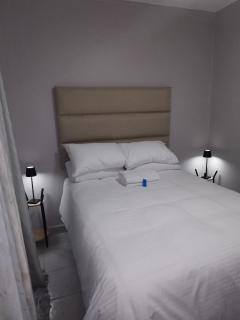 Grace Villas 2 - East London - 8