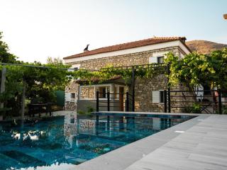 Filippos Home - Finiq - 0