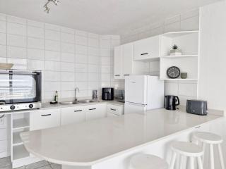 Chaka's Gem - Stunning Sea View - Ballito - 8