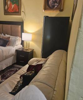 The Royal Corporate Self Catering Unit near Sandton - Joanesburgo - 3