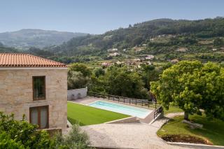 Neves House - Pool With Stunning Montain View - Arcos de Valdevez - 0