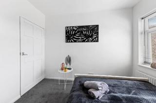 3 bed house in historic Rochester - Strood - 3