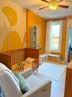 Fan District Charm 4BR Retreat Walk to Carytown - Richmond - 4
