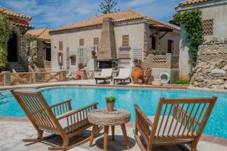 Garden Village Exclusive Suite - Kalamaki - 0