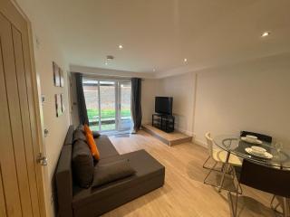 Lovely 1 bed apartment in the heart of High Wycombe town centre - High Wycombe - 2