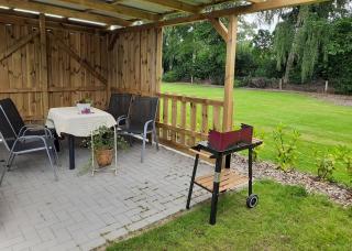 Ferienwohnung Schlingshöhe - Oberwohnung mit separater Terrasse - Friesoythe - 0