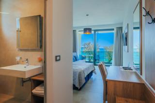 Maresole Beachfront Residence - 1