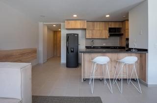 Elegant apt in Laureles The best area in Medellin - Medellín - 3