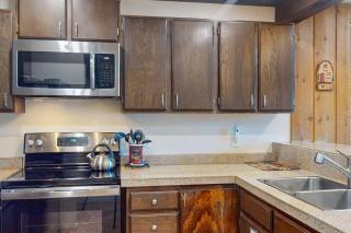 Mammoth Ski & Racquet Club #131 - 3