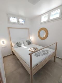 Fos residence - Nea Cryssi Akti - 3