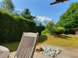 Chalet Spacieux à Chamonix pour 9 – Vue Panoramique Mont-Blanc, Jacuzzi, Jardin & Parking - Chamonix - 8