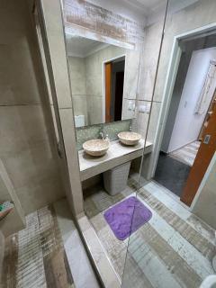 Casa con Parque y pileta - - 3