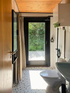 Sunsets In A Delightful 70S House - Ris - 3