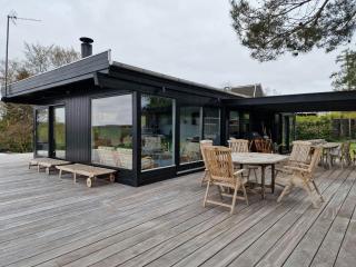 Sommerhus Med 180 Graders Udsigt Over Isefjorden - Kirke-Hyllinge - 7