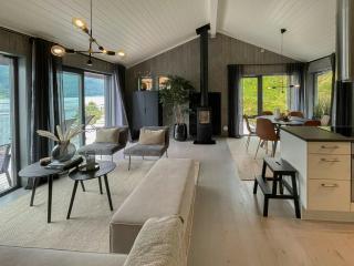 Luxury By The Fjord In Ranvik - Eidsvåg - 4