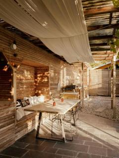 Newly Renovated Villa With Private Beach - - 8
