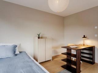 Newly Renovated Villa With Private Beach - - 2