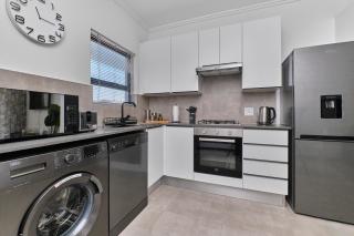 Fourways Luxe Haven, 6mins to Montecasino - 9