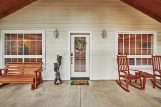 Scenic Mountain Views w Heated Pool, Game Room, and Hottubs - Oakhurst - 3