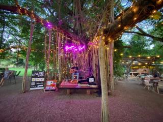 Banyan Tree Holiday Park - - 4