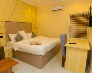Proximus Hotel and Suites - Owerri - 3