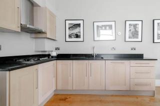 Chic 2Bed 2BAth by Hyde Park - Londra - 8
