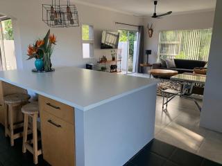 Immaculate self catering family home - George - 9