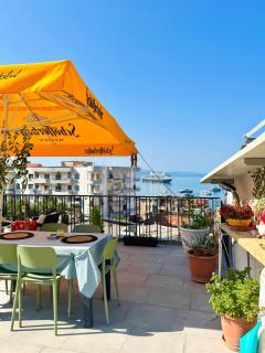 Vila 51 Sunny Deluxe Apartment - Saranda - 9
