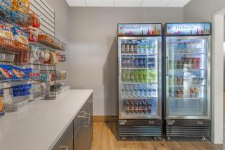 Best Western Plus Elizabethtown Inn & Suites - Elizabethtown - 2
