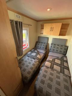 Bailey's Caravan Hire - Sealands Plot 1 - Wi-Fi - Dog Friendly - Ingoldmells - 1