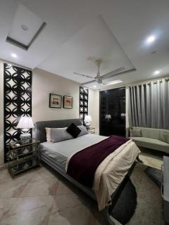 Dreamy 2 BHK Escape Near Airport DHA PH 8 - Dargai - 0