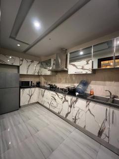 Dreamy 2 BHK Escape Near Airport DHA PH 8 - Dargai - 3
