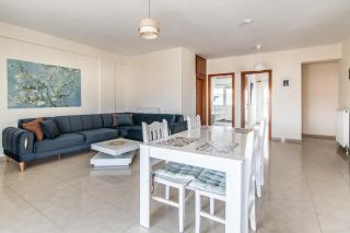 3 Bedroom Apartment, Easy Parking - Alexandroúpolis - 3