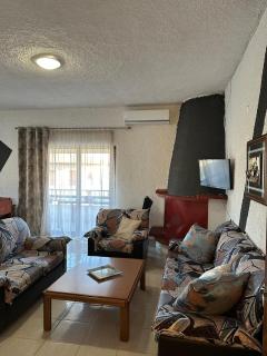 Cozy Home 400m From The Beach! - Skála Foúrkas - 8