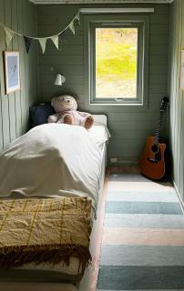 Scenic Family Cabin In Hundvin - Lindås - 9