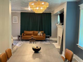 Charming 3BR Home in central loc - Tower Grove - 0