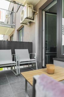 Premium Apartment with Balcony and Parking - Bratislava - 6
