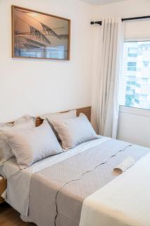 Gleba com ar-condicionado na sala e quarto, sacada e piscina - Londrina - 1