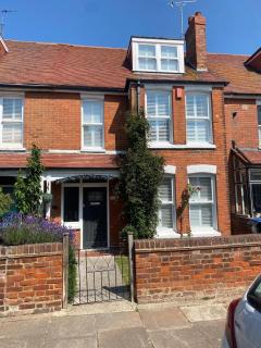 The House - Margate - 0