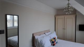 The House - Margate - 6