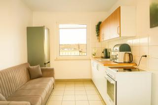 Livemore24 - Apartment 2 in Duisburg WLAN - Smart-TV - 24-7 Check-in und Küche - 3