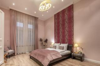 Spacious elegant central home at the river - 4