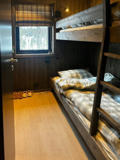 Idyllic Cabin With Panoramic Mountain Views - 1
