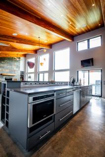4BR Mountain Retreat, Hot Tub & 2 Master Suites - Waitsfield - 1