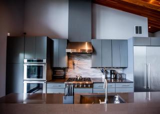 4BR Mountain Retreat, Hot Tub & 2 Master Suites - Waitsfield - 3