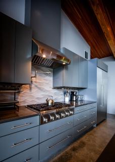 4BR Mountain Retreat, Hot Tub & 2 Master Suites - Waitsfield - 2